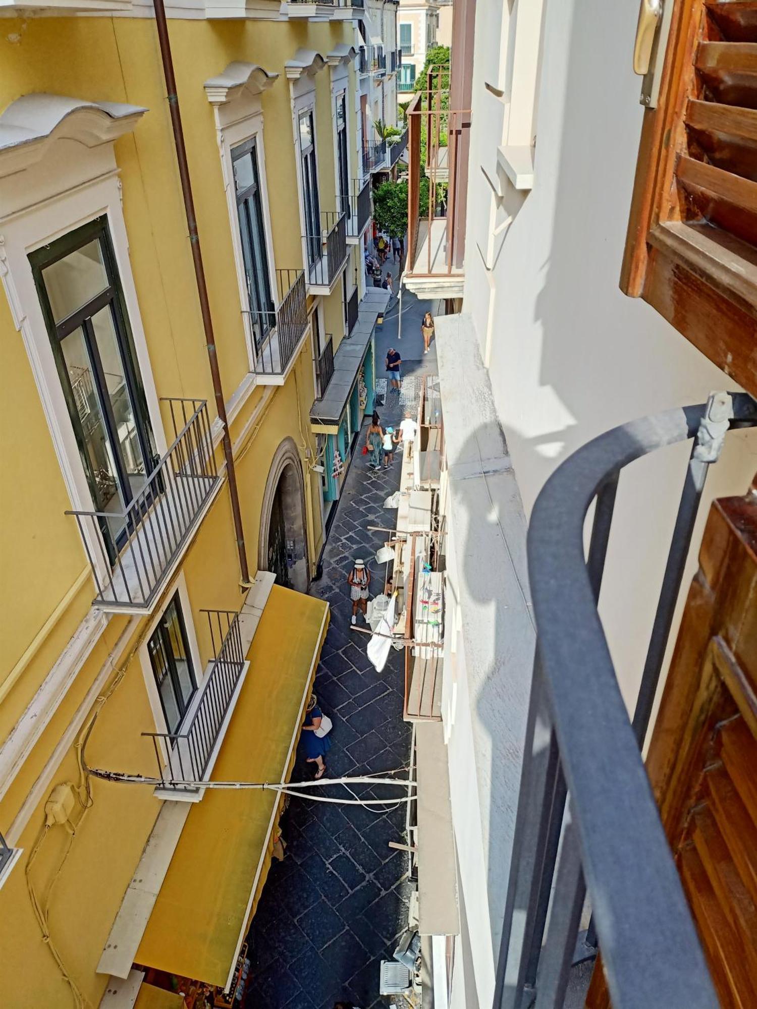 Alleyway Sorrento Buitenkant foto